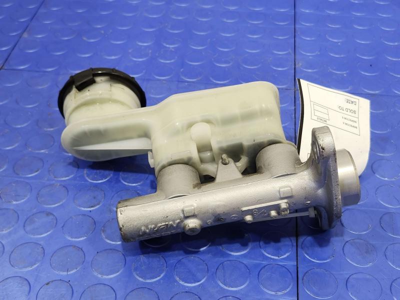 2008 Honda Fit Master Cylinder