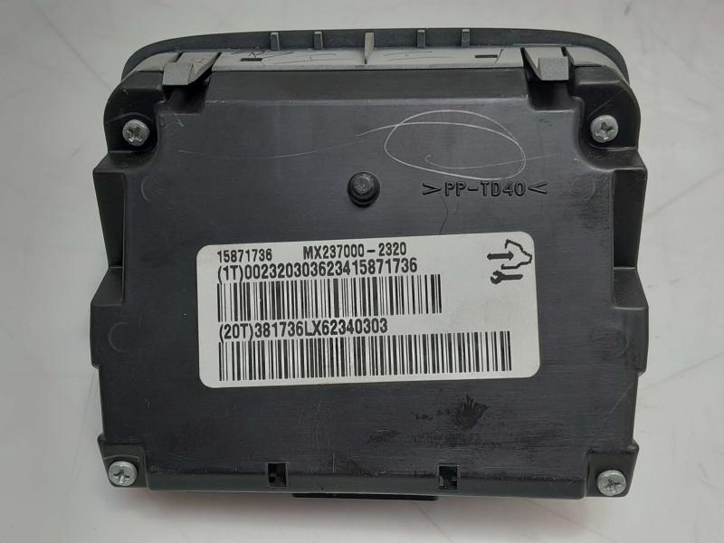 2006-2011 Cadillac DTS Rear Auxiliay Temperature Climate Controls - Gray OEM 15831736