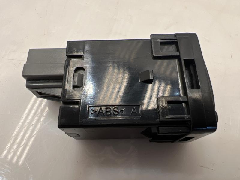 2013 - 2019 Nissan Sentra ECO Mode Switch OEM 25141-3TA0A