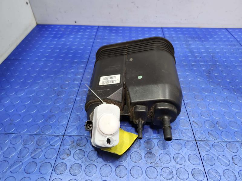2015 Jeep Grand Cherokee Evaporator Canister