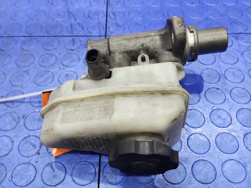 2009 Chevrolet Impala Master Cylinder