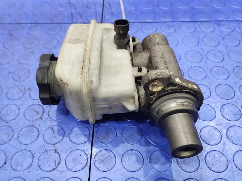 2009 Chevrolet Impala Master Cylinder