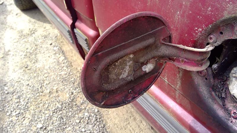 1989 Chevrolet Silverado 1500 Fuel Tank Door