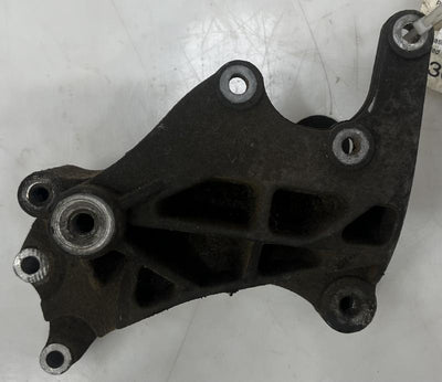 2009 Jeep Patriot Alternator Bracket