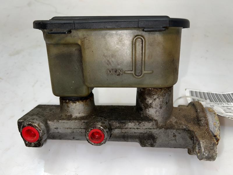 1989 Chevrolet Silverado 1500 Master Cylinder