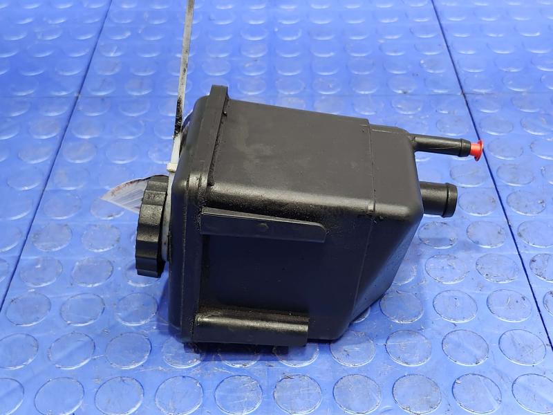 2010 Dodge Challenger Power Steering Reservoir