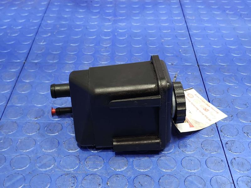 2010 Dodge Challenger Power Steering Reservoir
