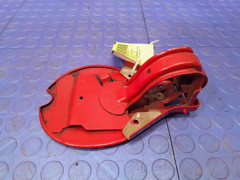 2008 Pontiac Solstice Fuel Tank Door