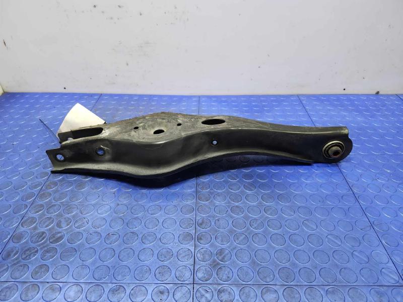 2017 Kia Niro Lower Control Arm Rr