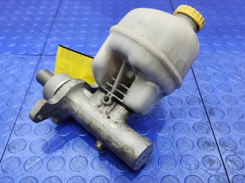 2009-2018 Dodge Ram Brake Master Cylinder Assembly Genuine OEM 68000908AB