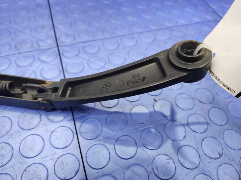 2014 Hyundai Santa Fe Wiper Arm