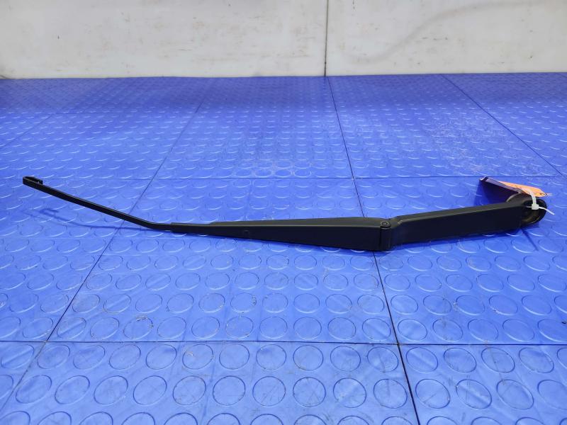 2009 Subaru Forester Wiper Arm