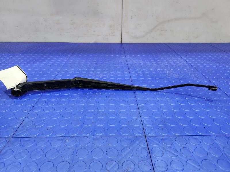 2009 Subaru Forester Wiper Arm