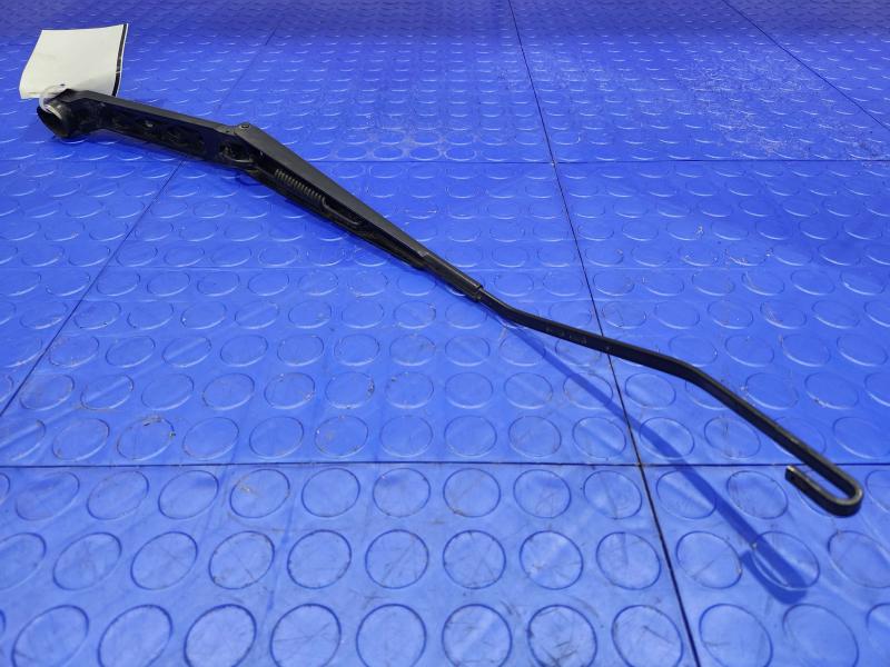 2009 Subaru Forester Wiper Arm