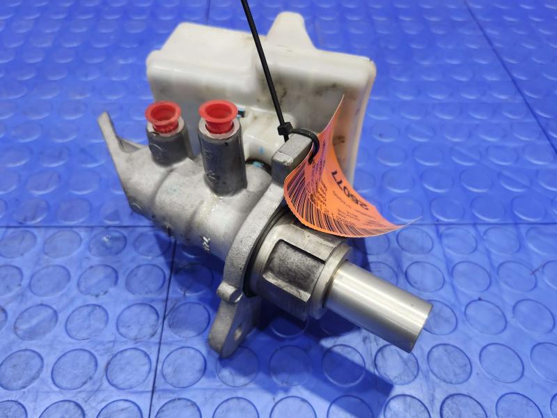 2015 Jeep Grand Cherokee Master Cylinder