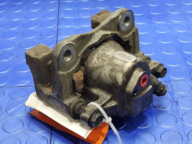 2019 Toyota Camry Caliper