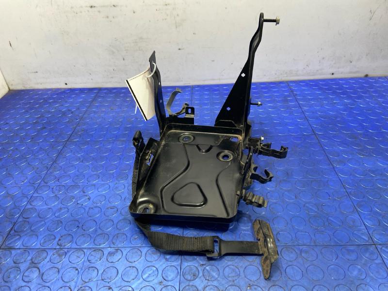 2021 Jeep Renegade Battery Tray