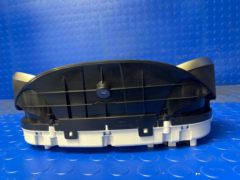 2013 Jeep Grand Cherokee Insturment Cluster Speedomter OEM 68186246AA