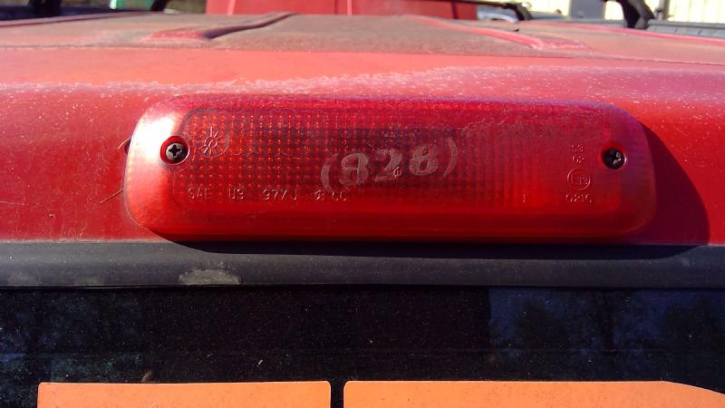 1997 - 2001 Jeep Cherokee High Mounted Stop Light Assembly OEM 55155614AE