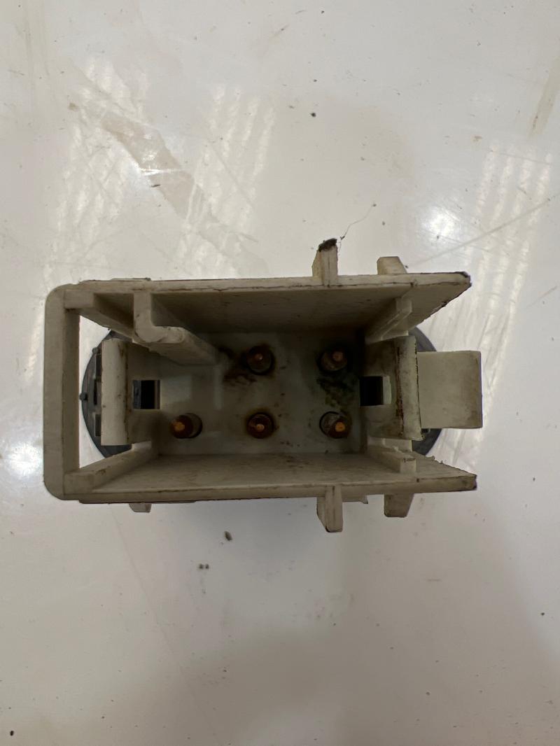 1988-94 Chevy GMC C/K Truck Power Lock Switch Control Button 15646348 OEM
