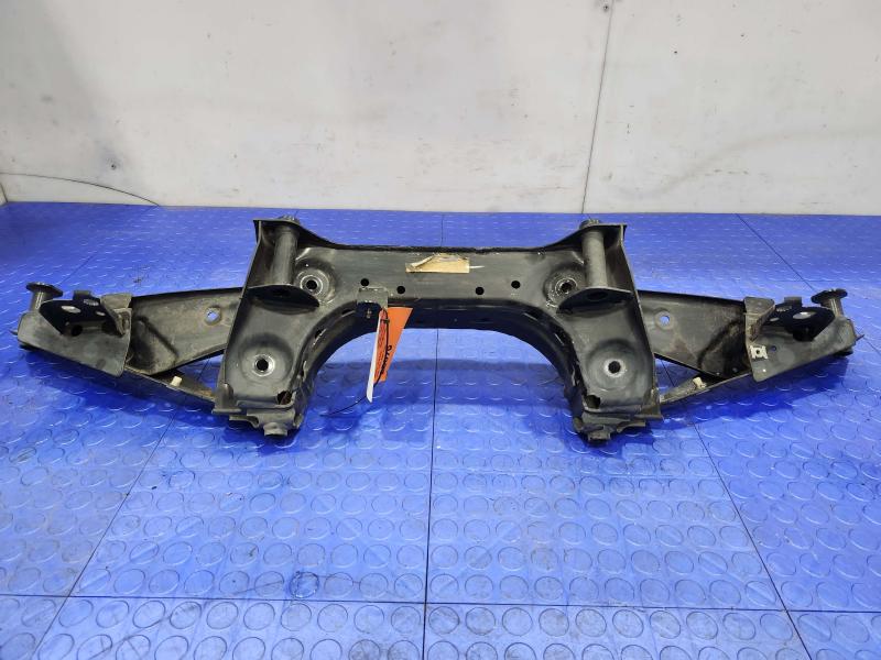 2017 BMW X1 Crossmember/Cradle/Undercarria