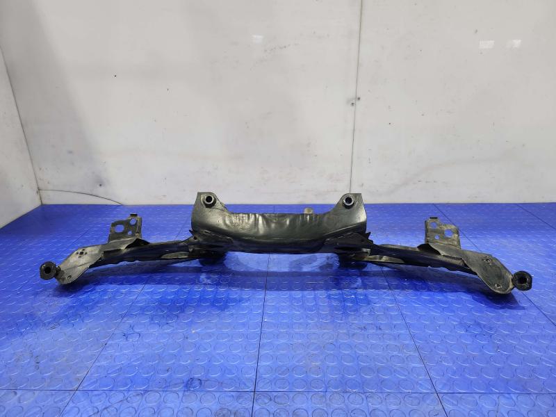 2017 BMW X1 Crossmember/Cradle/Undercarria