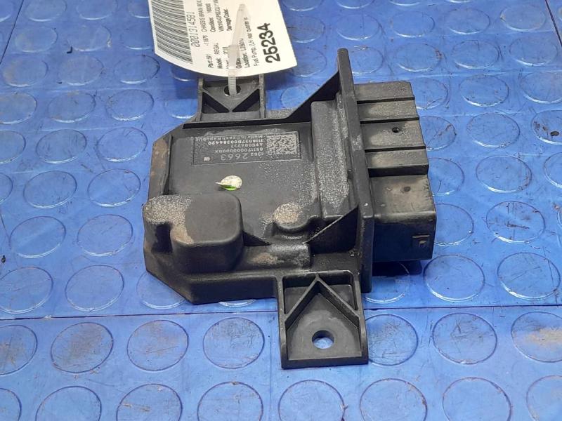 2018-2020 Buick Regal Fuel Pump Control Module Genuine OEM 13522663