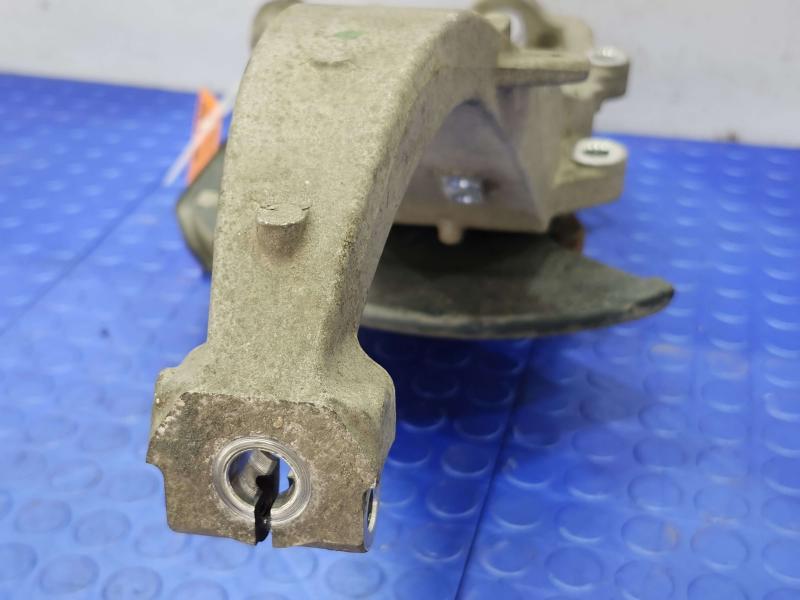 2013 Infiniti FX35 Spindle Knuckle Front
