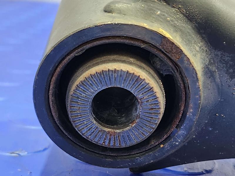 2018 Toyota Highlander Lower Control Arm Rr