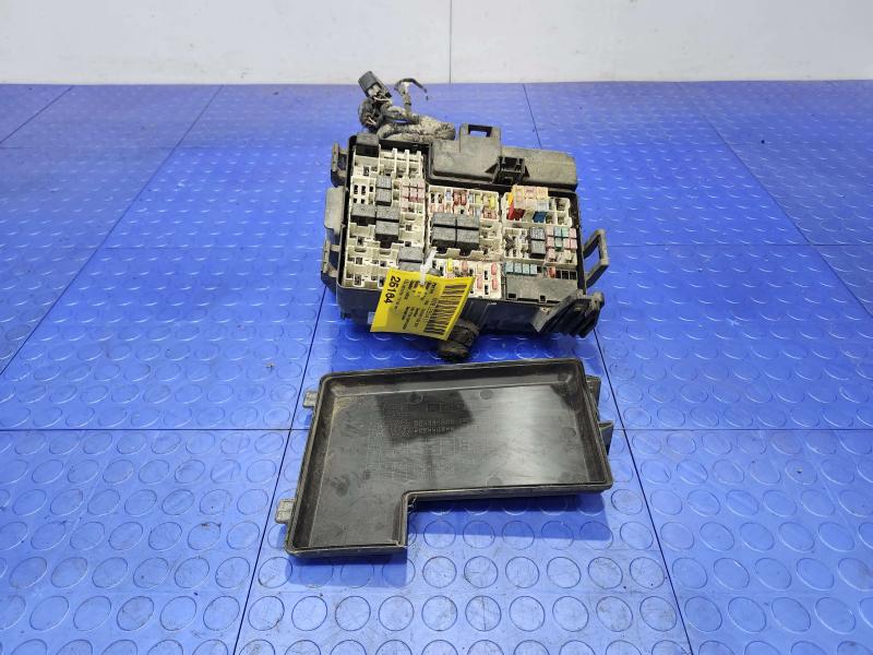 2015 Ford F-150 Engine Fuse Box