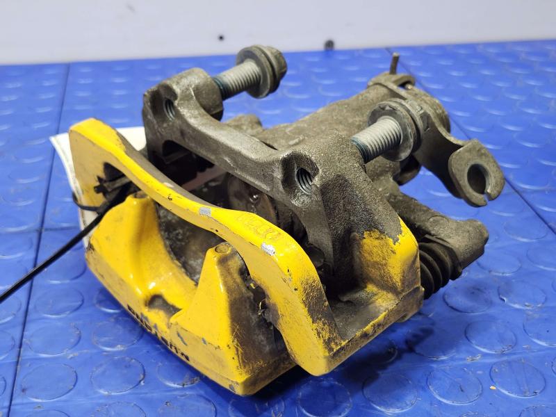 2015 Ford Mustang Caliper