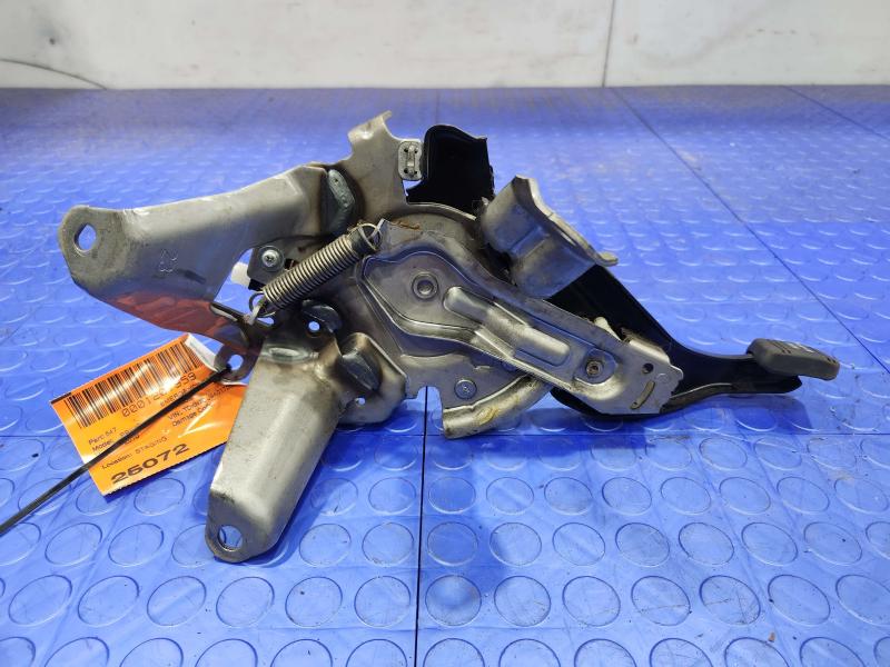 2010-2015 Toyota Prius Parking Brake Lever Pedal Assembly OEM 46200-47070