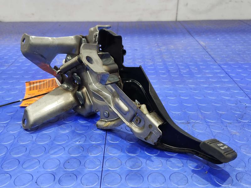 2010-2015 Toyota Prius Parking Brake Lever Pedal Assembly OEM 46200-47070
