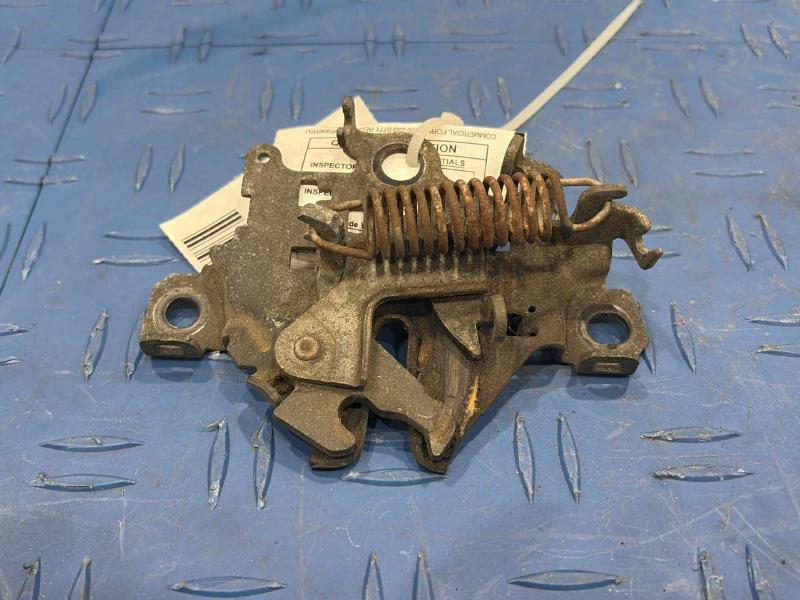 2007 Toyota RAV4 Hood Latch