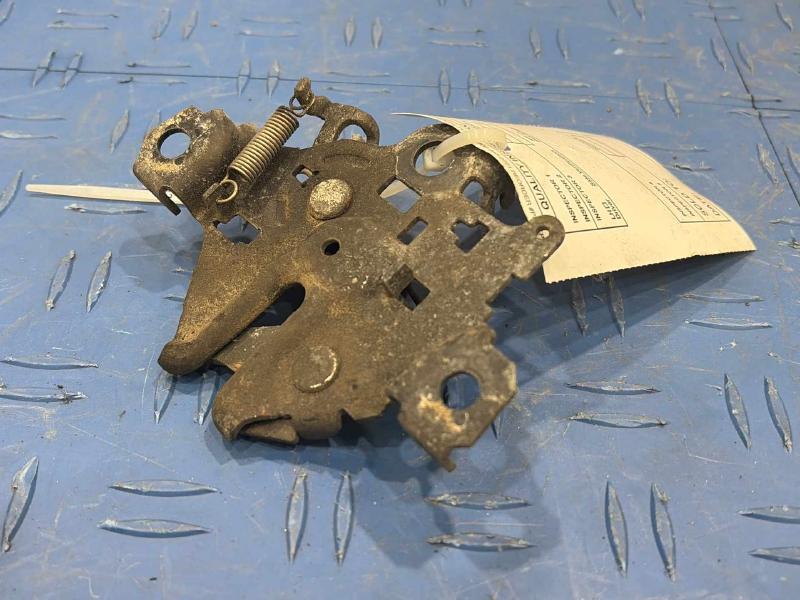 2007 Toyota RAV4 Hood Latch