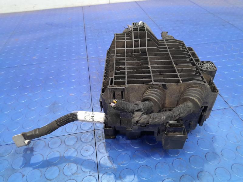 2017 GMC Acadia Engine Fuse Box Relay Junction Block Genuine OEM 84003373