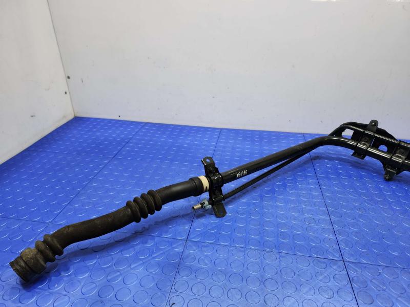 2019 Honda HR-V Fuel Filler Neck
