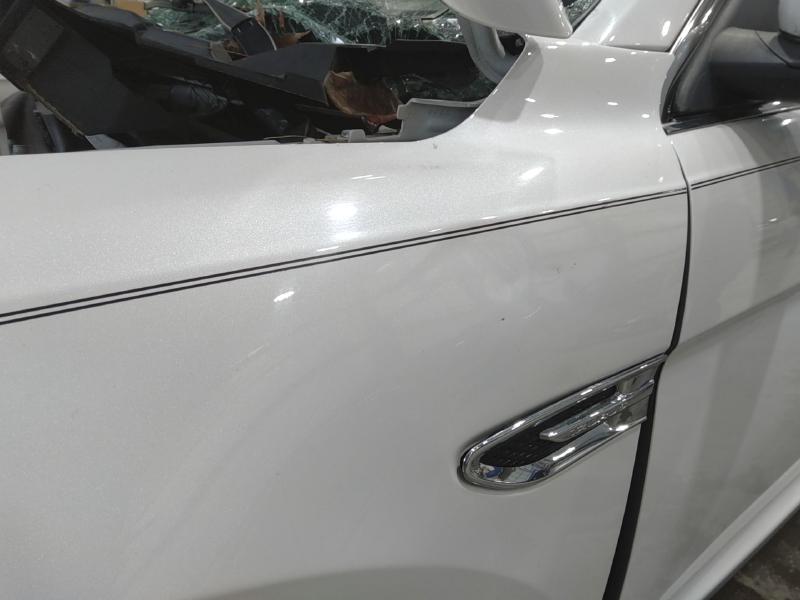 2015 Ford Taurus Fender