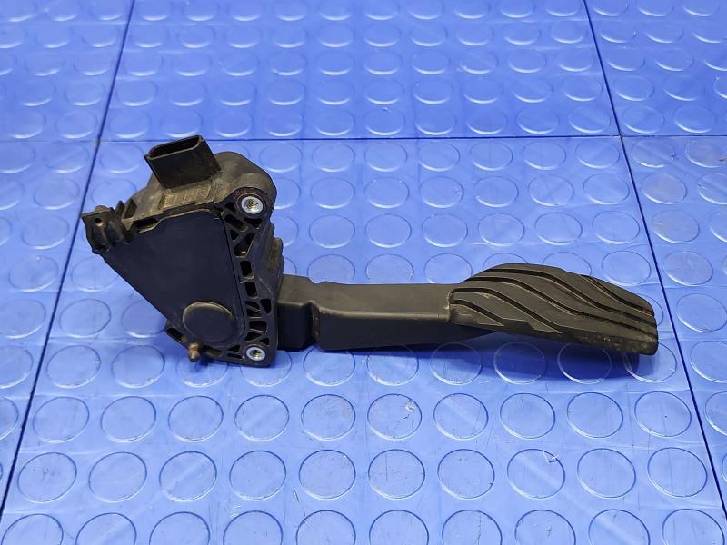 2019-2025 Nissan Altima OEM Accelerator Pedal Assembly Genuine 18002-6CA0A