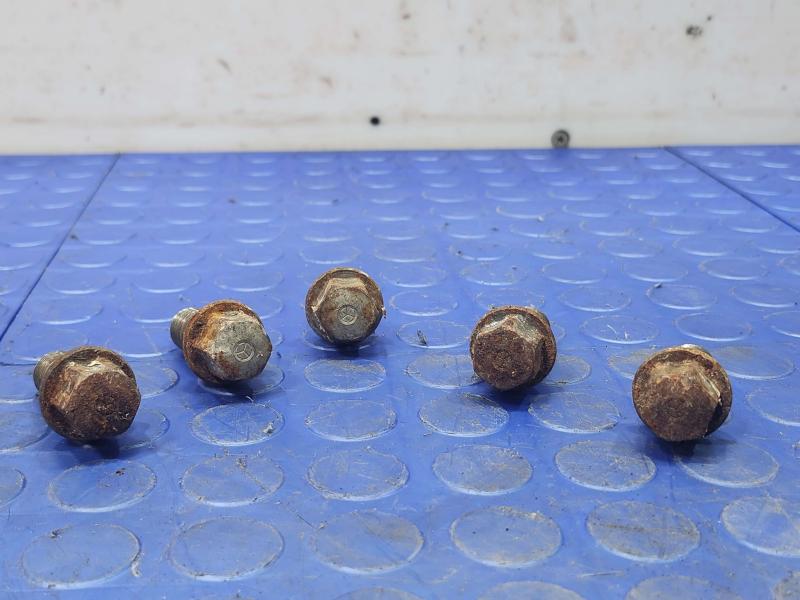 2006 Mercedes CLS-Class Lug Nuts