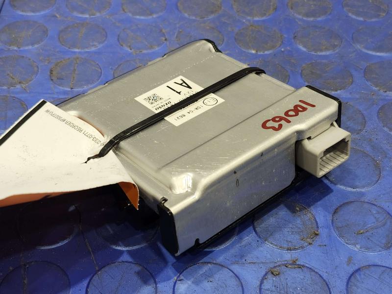 2017-2020 Toyota Prius 1.8L Forward Recognition Camera Genuine OEM 8646C47030