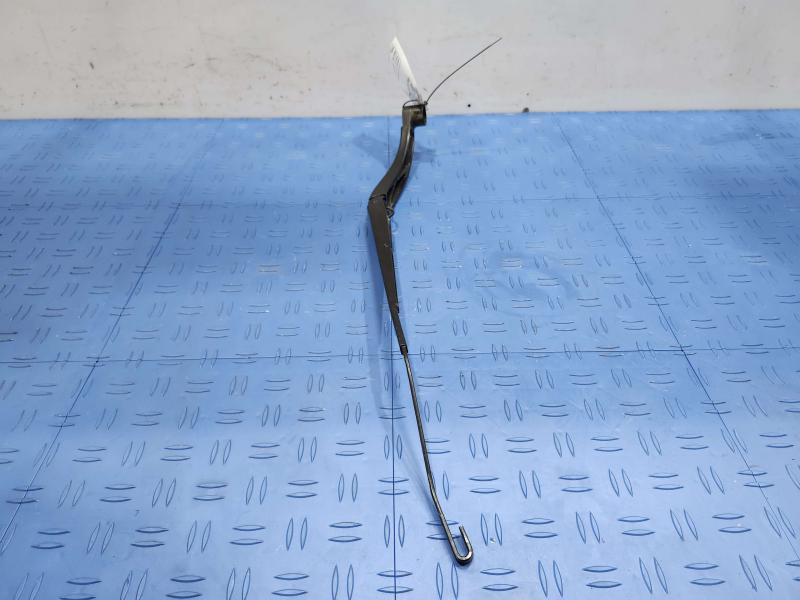 2017 GMC Acadia Wiper Arm