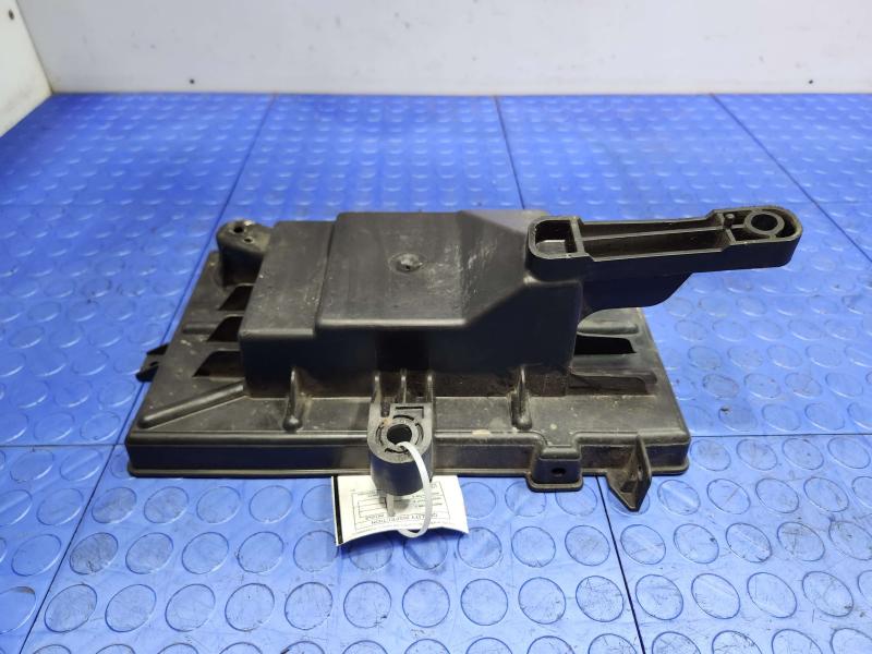 2012 Dodge Grand Caravan Battery Tray