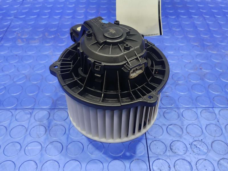2011-2020 Kia Sorento Front Heater AC Blower Motor Assembly OEM 971131U000
