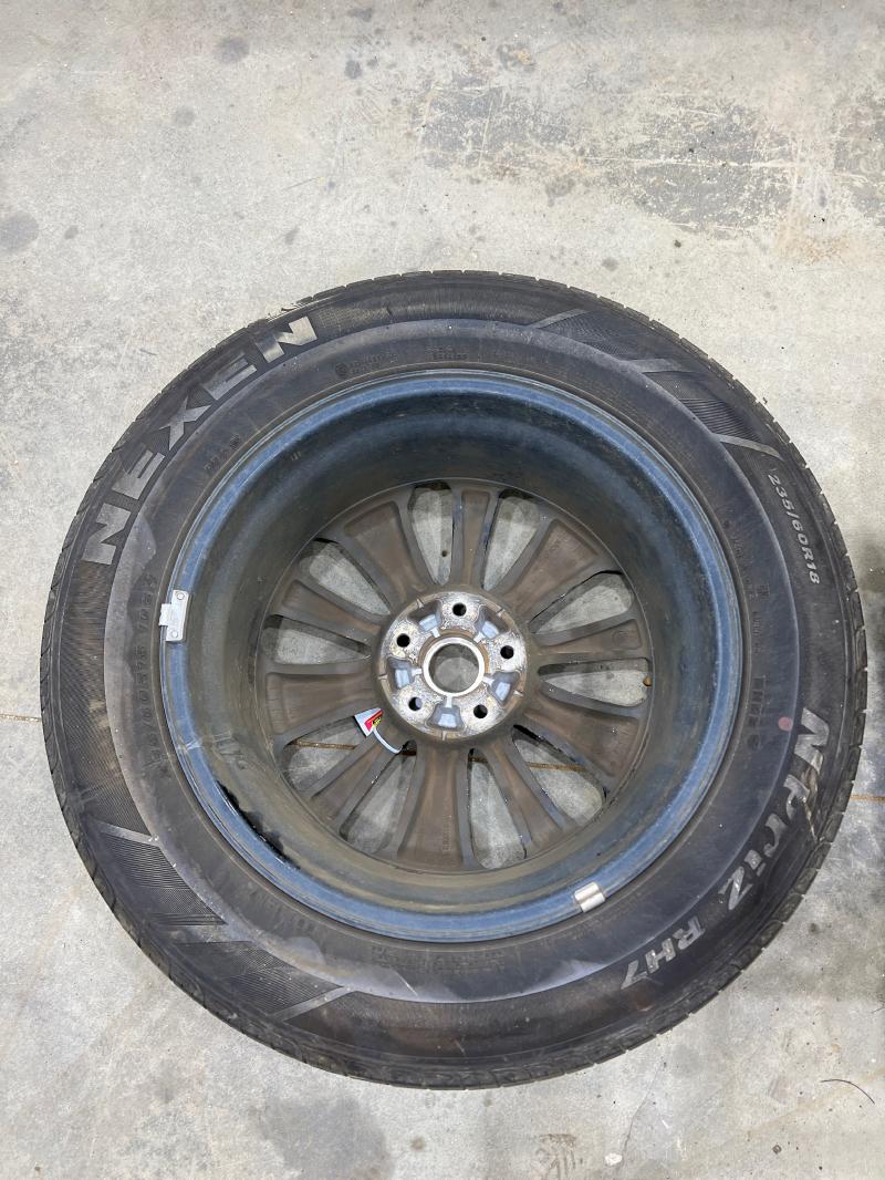 2017 Kia Sorento Wheel