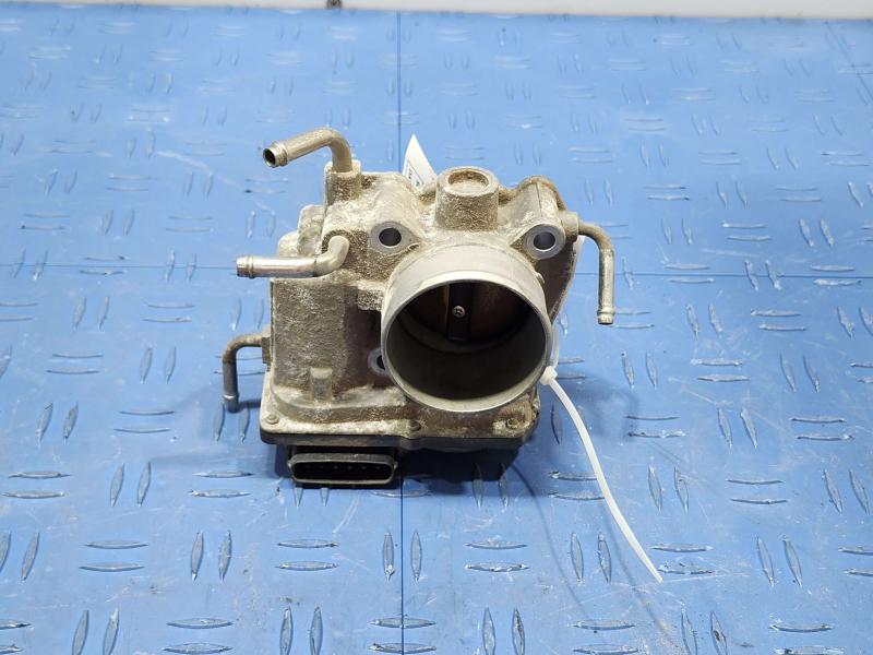 2007 Toyota RAV4 Throttle Body/Valve Assy