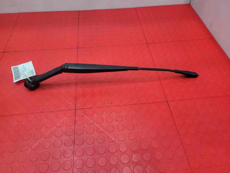 2014 Ford Fusion Wiper Arm