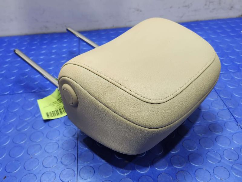 2018 Audi A4 Headrest