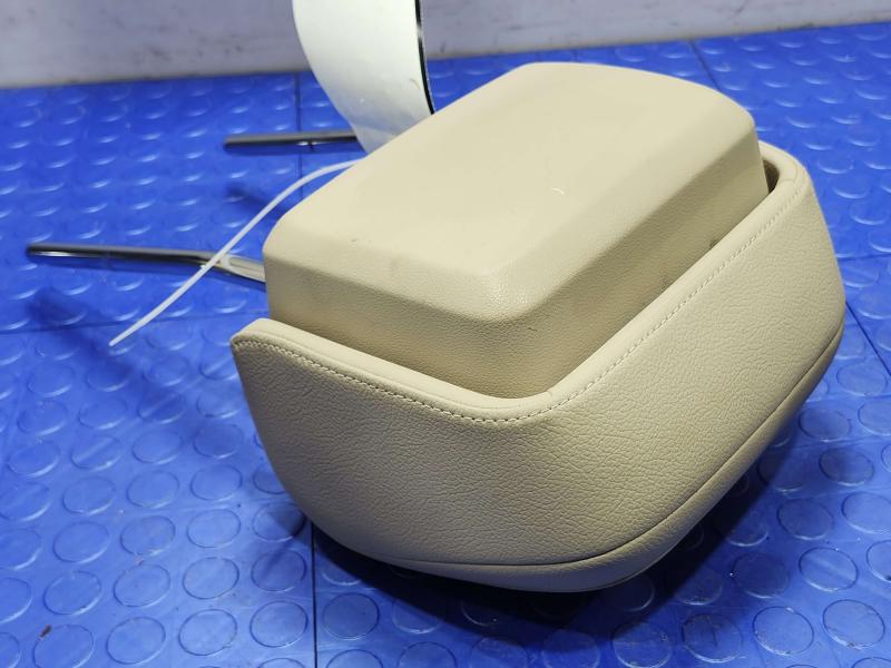 2018 Audi A4 Headrest