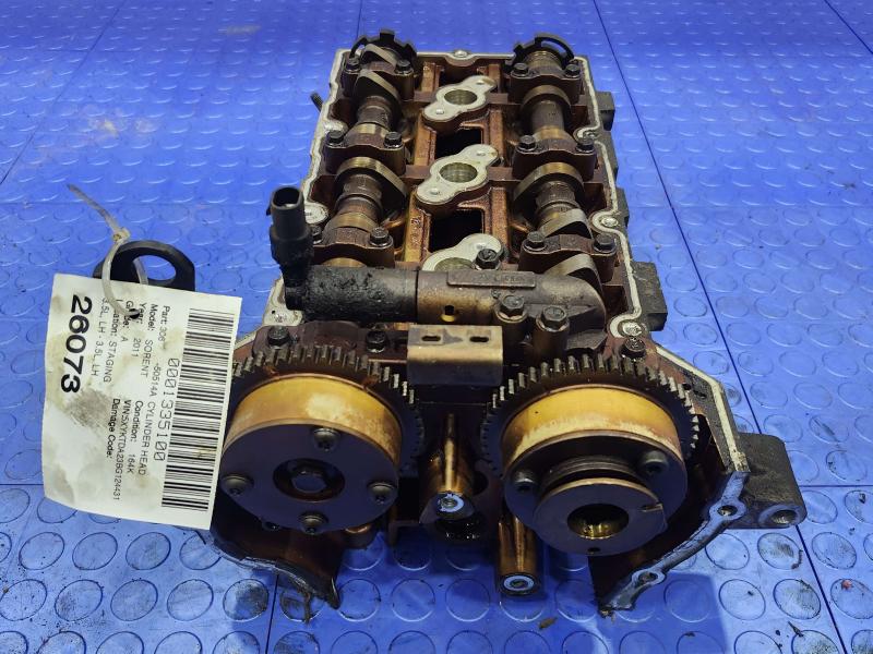 2011 Kia Sorento Cylinder Head